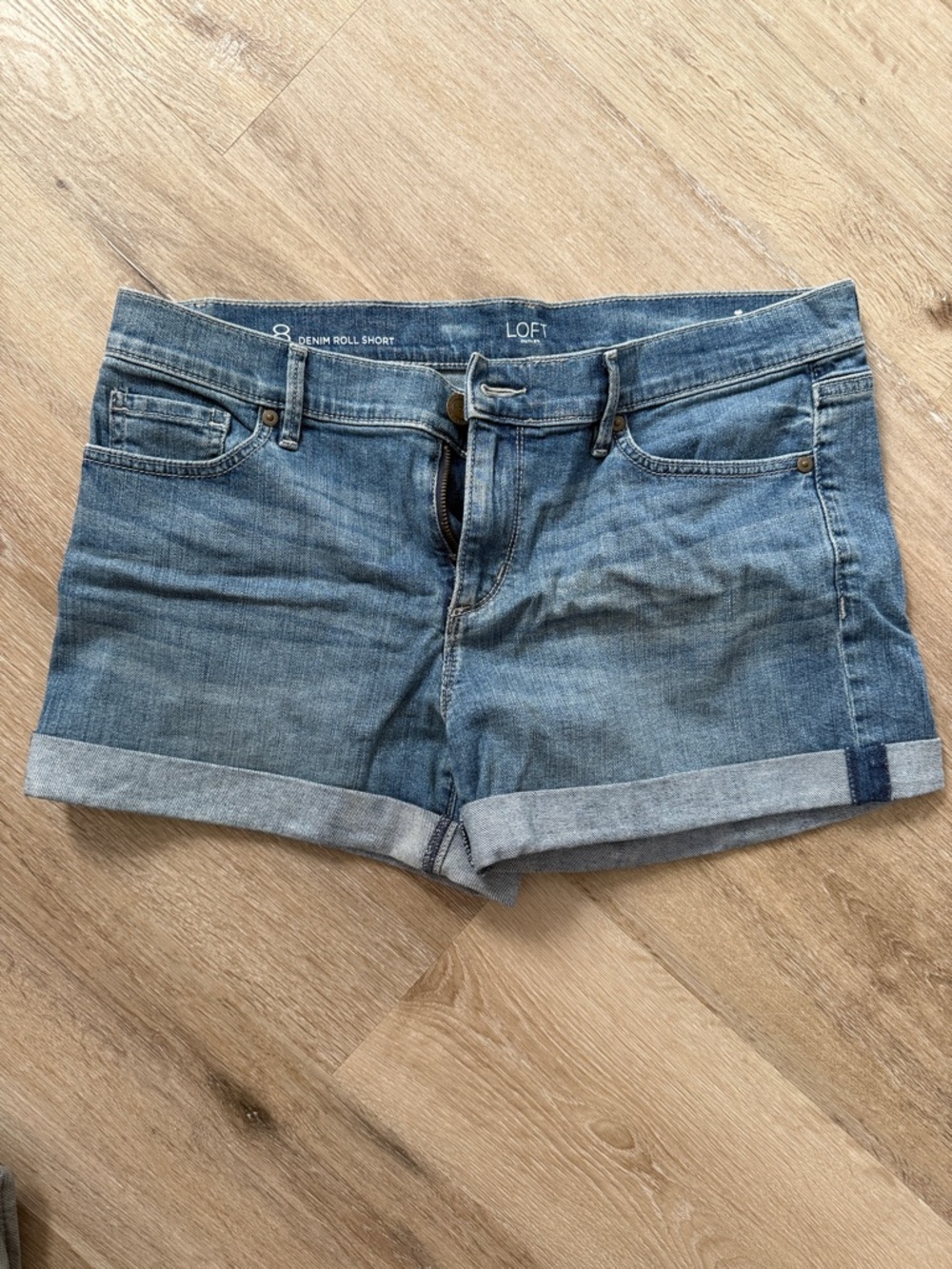 LOFT Light Blue Denim Roll Cuff Women's Shorts